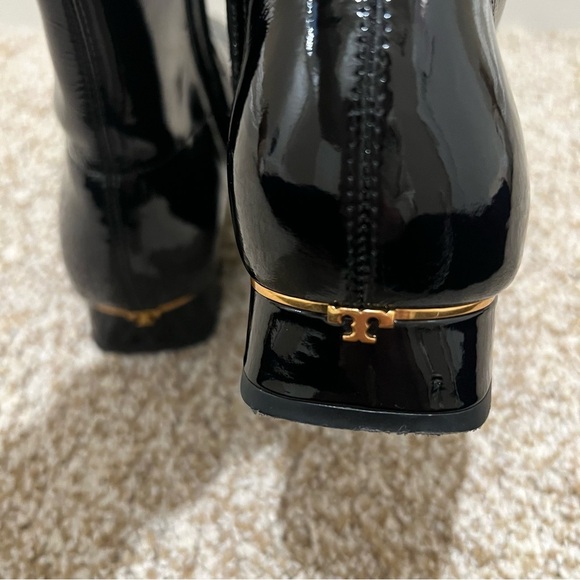 Tory Burch Womens Gigi Patent Stretch Ankle Boot Black and Gold Size 8.5 - Picture 11 of 15